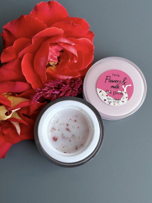 Гель молочный с сухоцветами Pink House Milk & Flowers 04 pink, 15 гр - вид 1 миниатюра